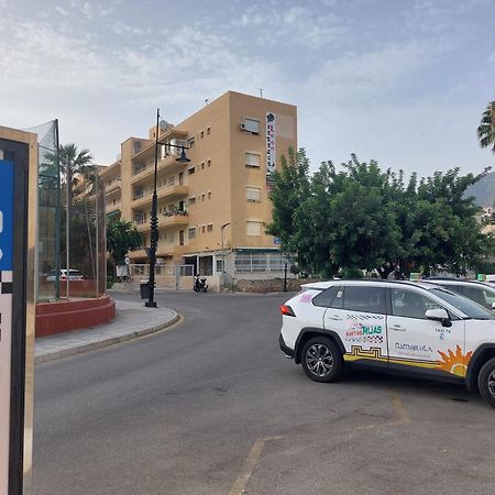 Estudio Con Piscina Y Parking, Playa A 4 Min A Pie, Tren A 2 Min Fuengirola Exterior photo