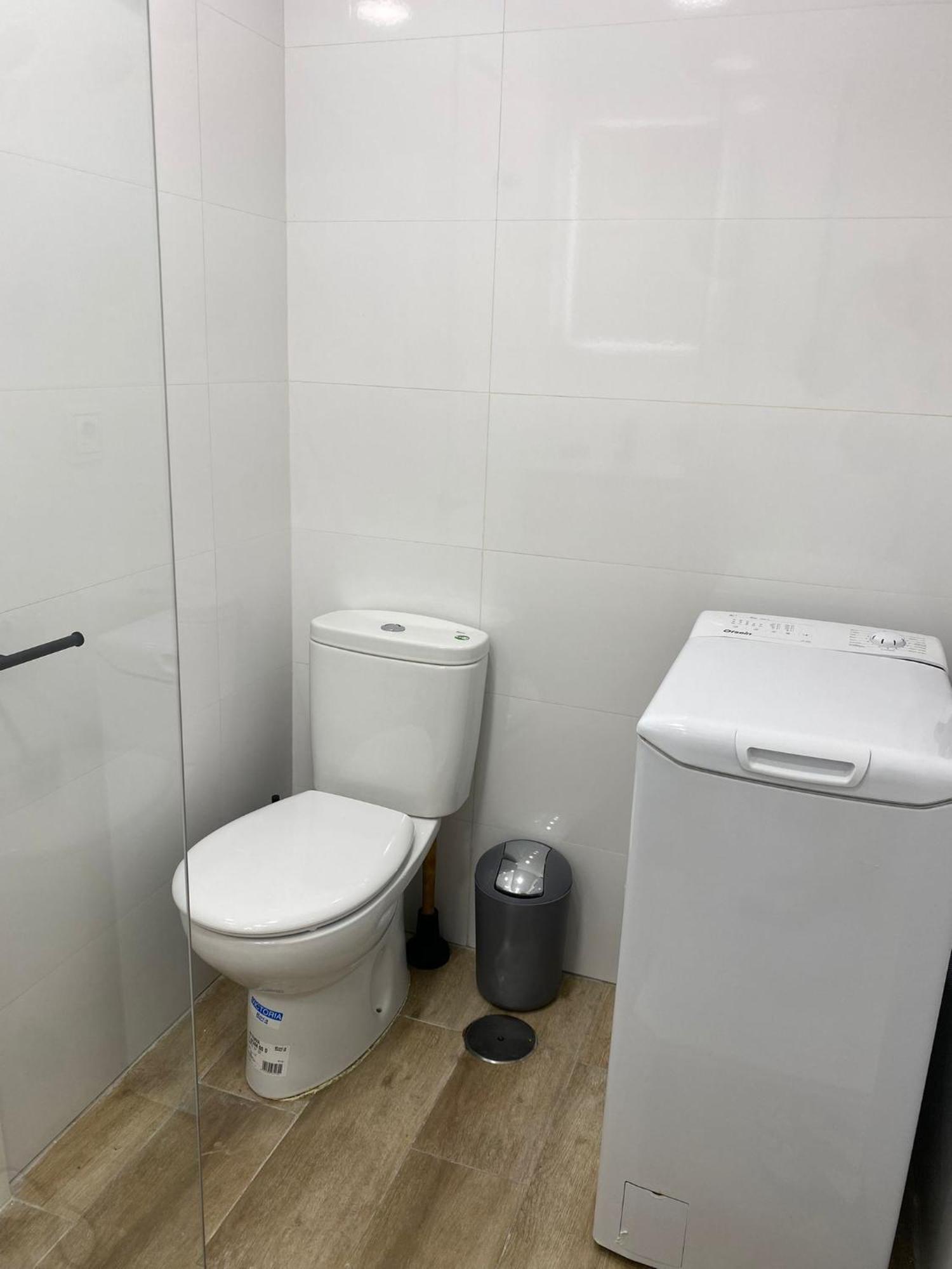 Estudio Con Piscina Y Parking, Playa A 4 Min A Pie, Tren A 2 Min Fuengirola Exterior photo